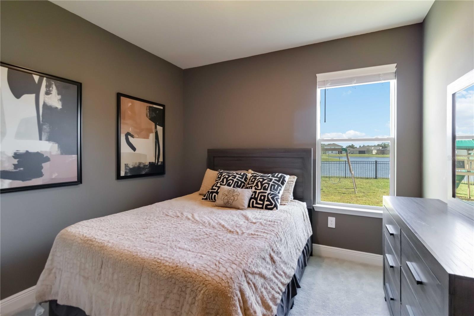 5307 GROVE MILL LOOP