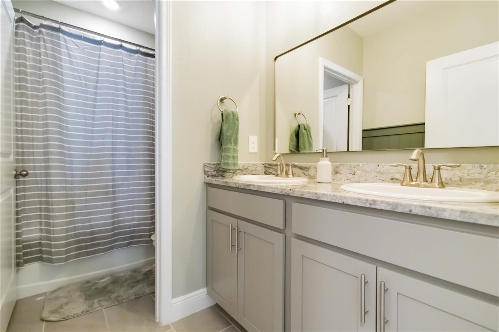 5307 GROVE MILL LOOP