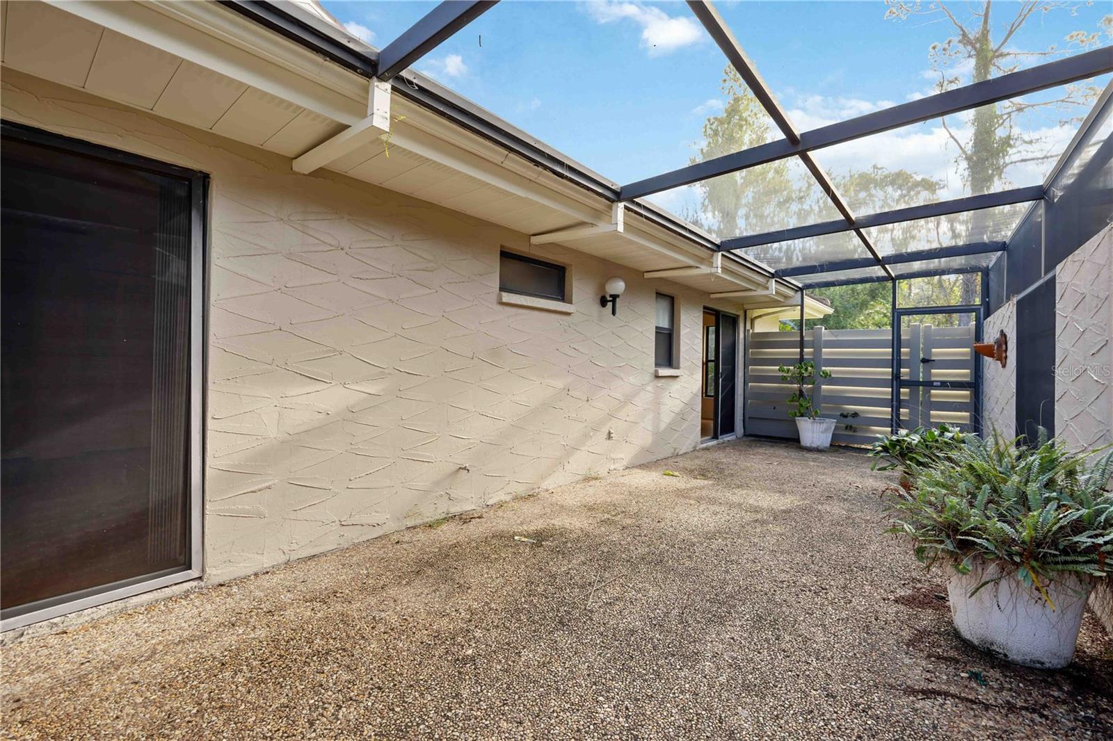 4581 LAKECREST PL #22