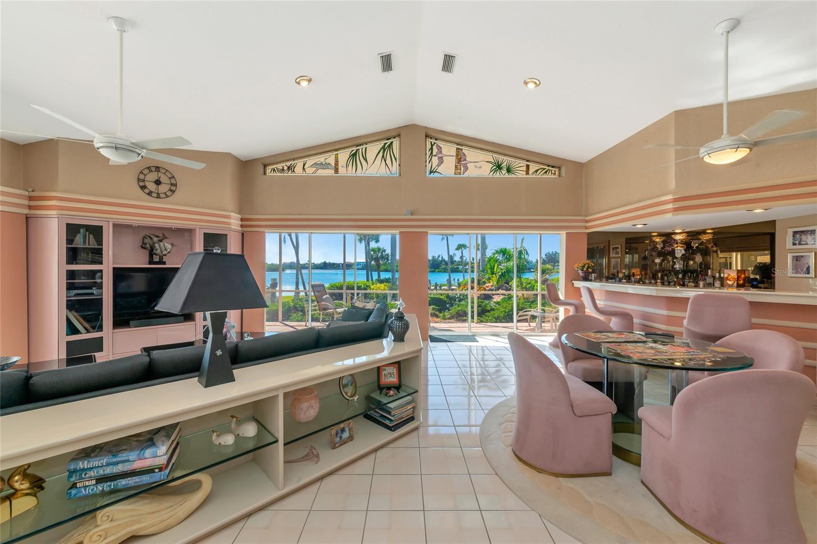 431 YACHT HARBOR DR