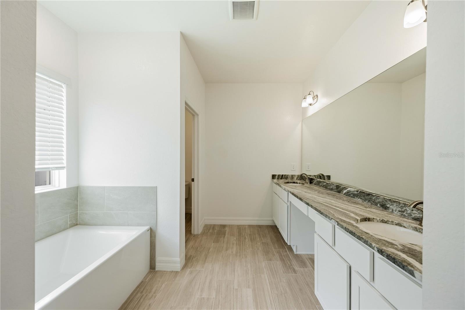 25485 CALUSA DR