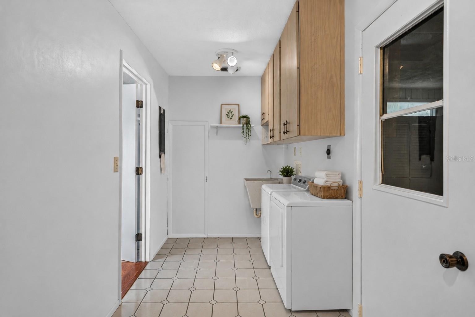 6510 11TH AVE W