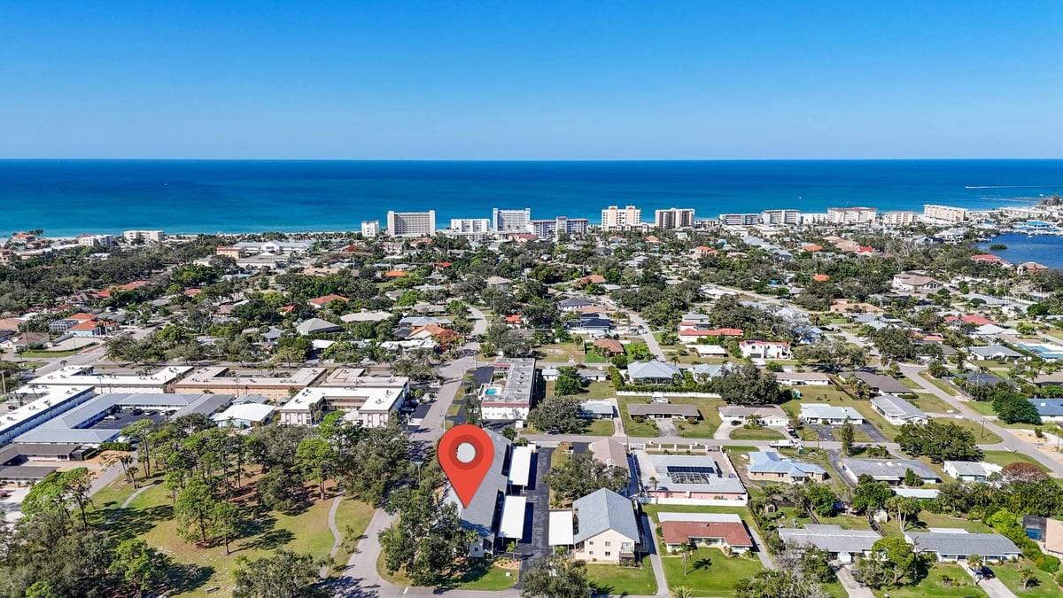 501 PARKDALE MEWS #501