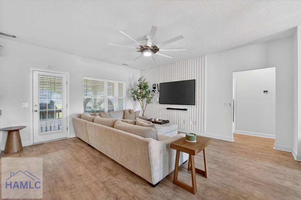 63 Forman Way SE