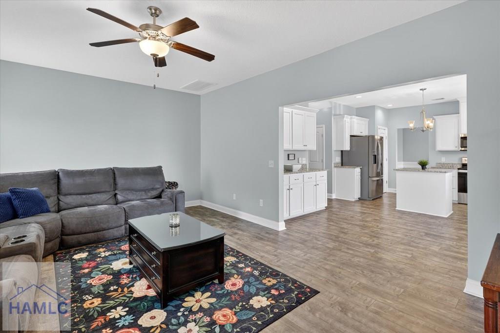 92 Morrison Way SE