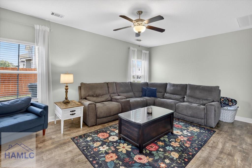 92 Morrison Way SE