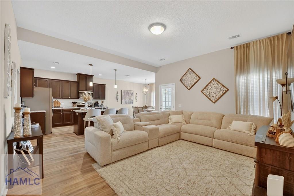 140 Archibald Avenue SE