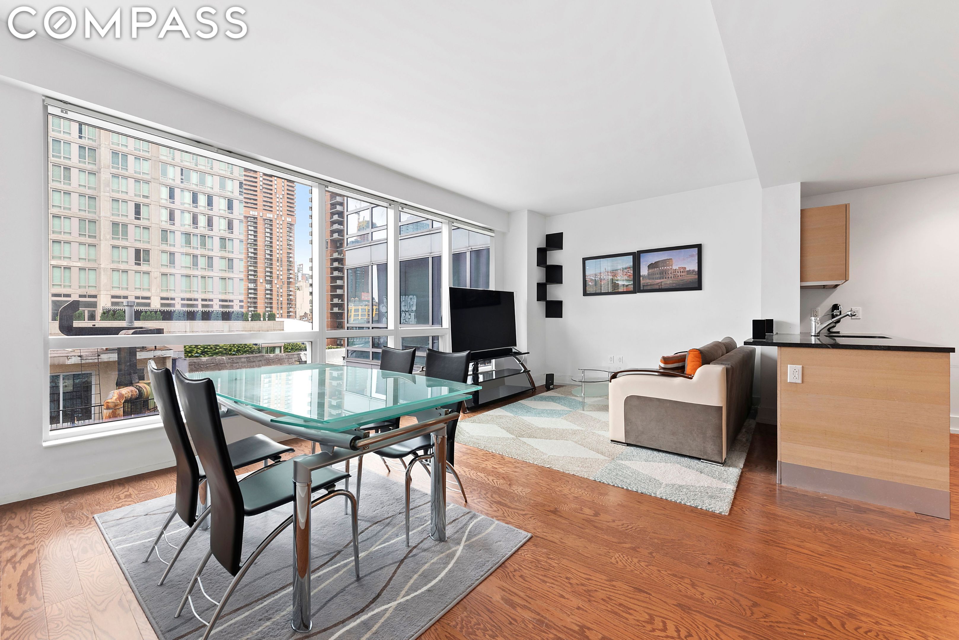 350 W 42nd Street 5M
