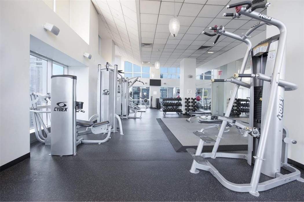 350 W 42nd Street 18E