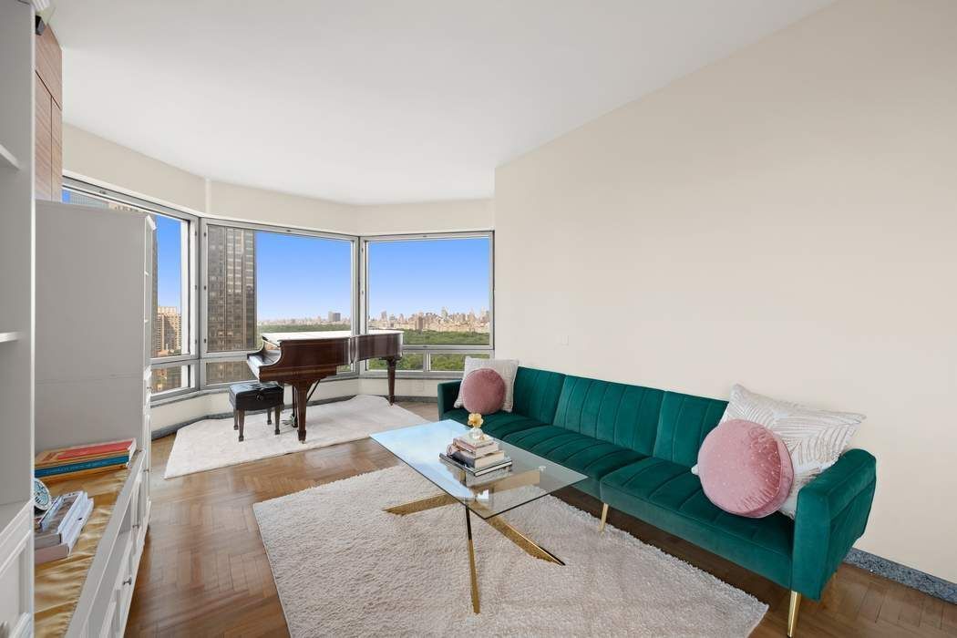 301 W 57th Street 27A