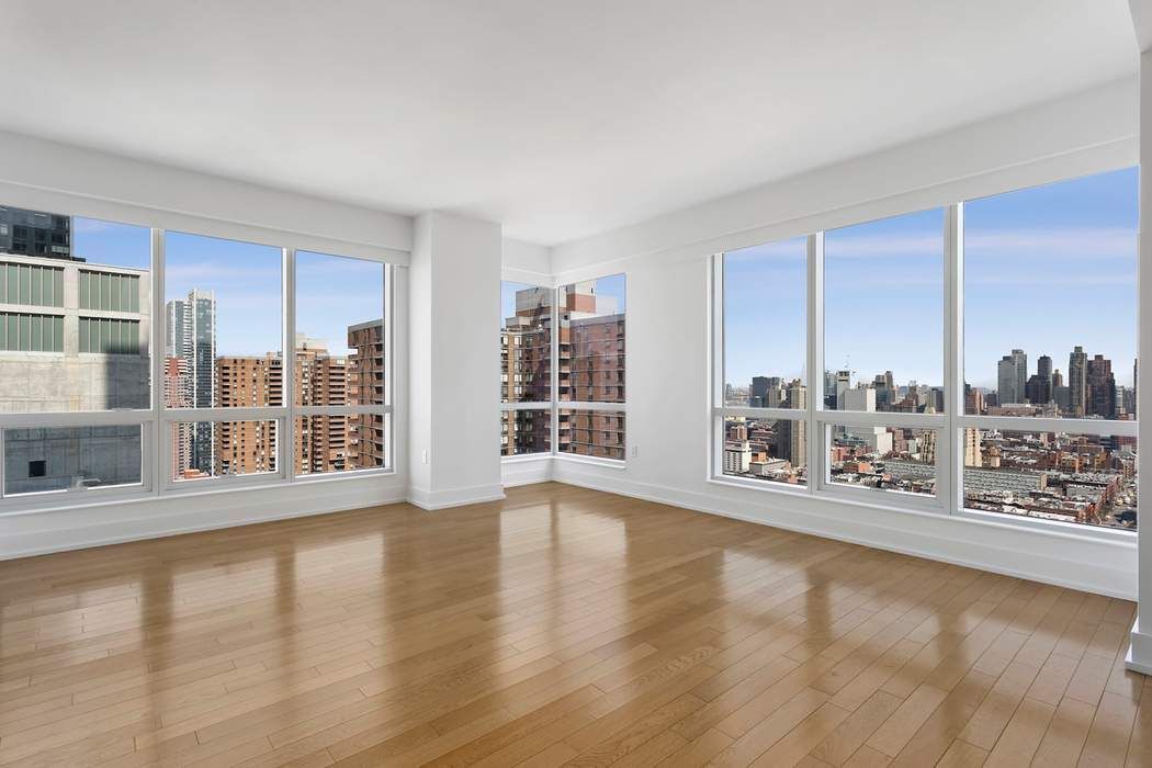 350 W 42nd Street 36B