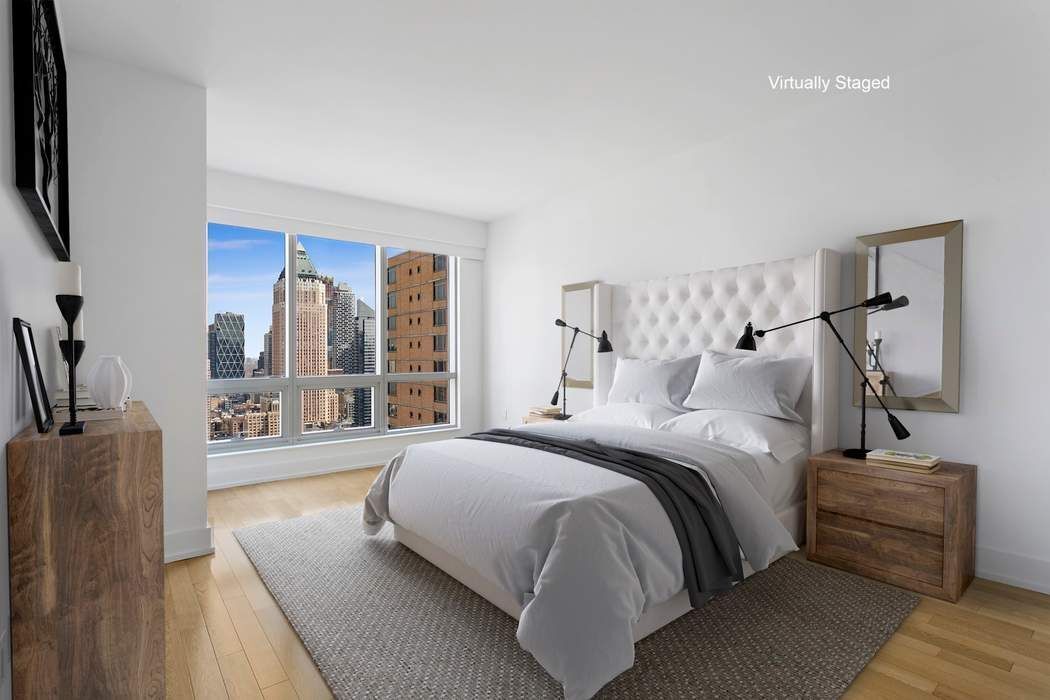 350 W 42nd Street 36B