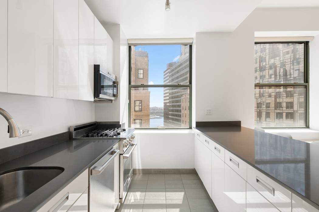 99 John Street 2006