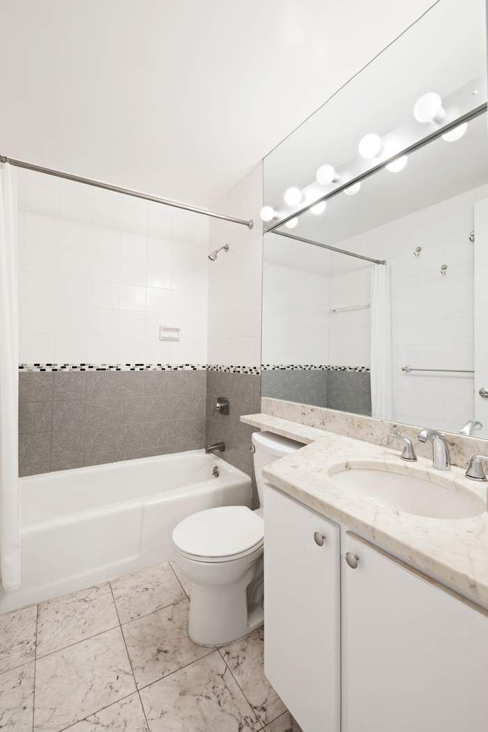 30 W 61st Street 30E