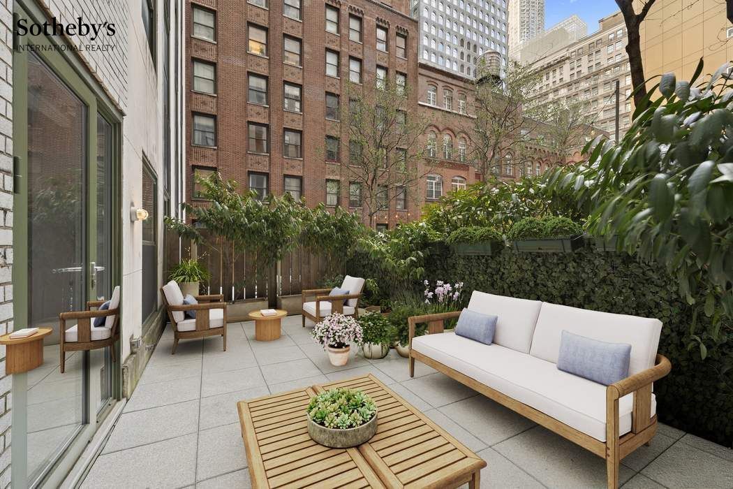 99 John Street 502-503