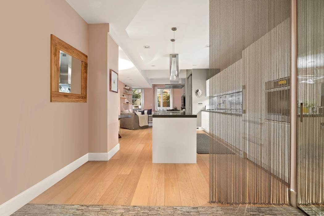 99 John Street 502-503