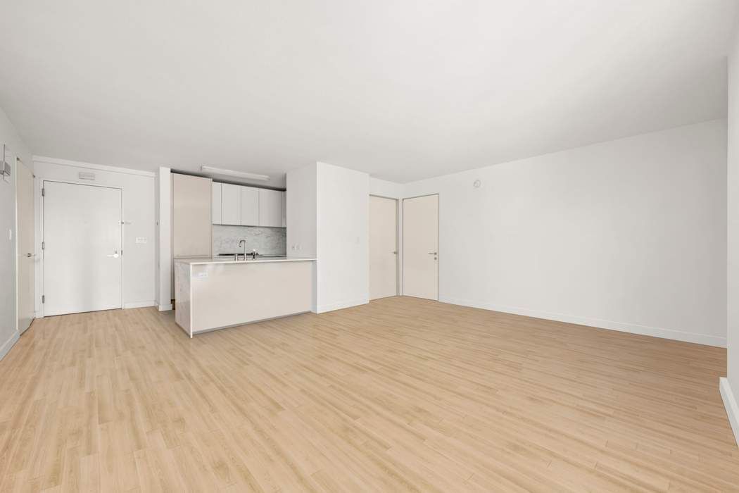 322 W 57th Street 23E