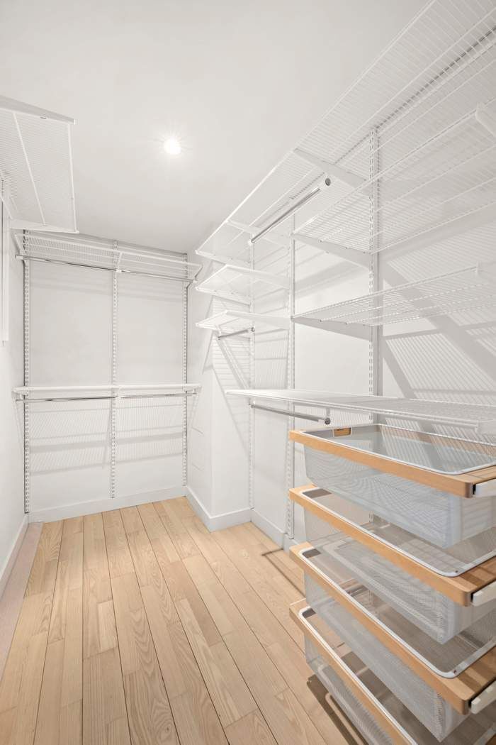 322 W 57th Street 23E