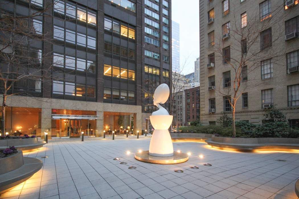 322 W 57th Street 50S