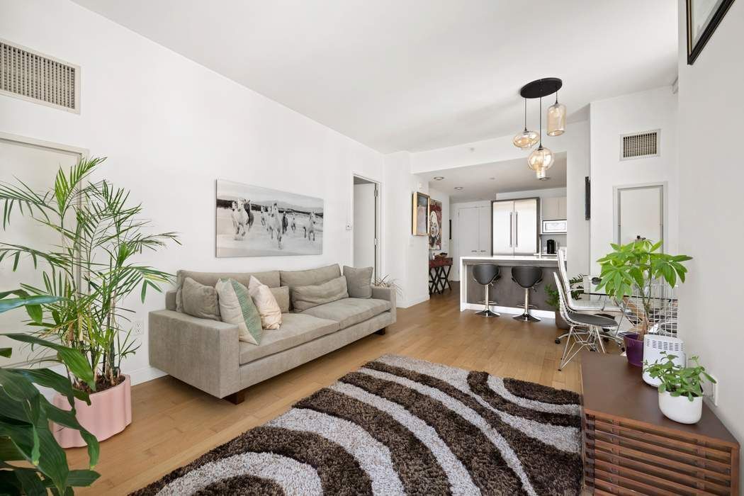 247 W 46th Street 1106