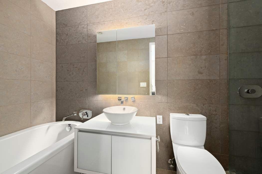 247 W 46th Street 1106