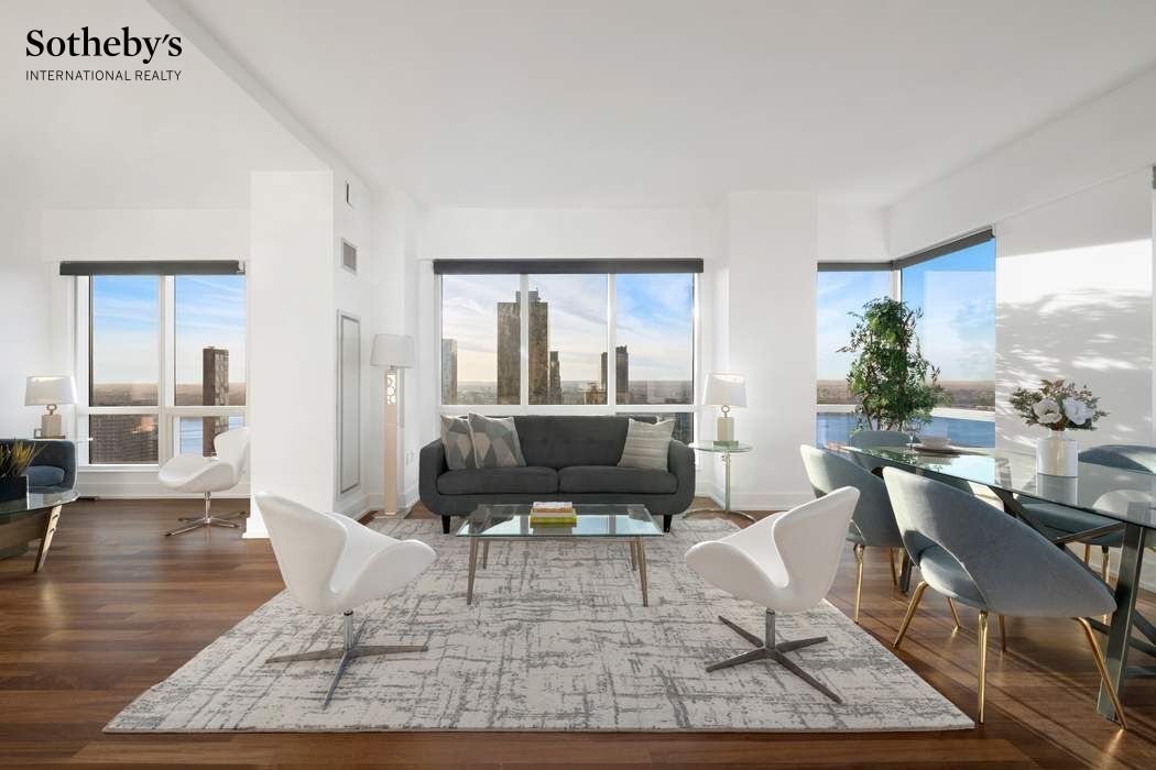 350 W 42nd Street 51AB