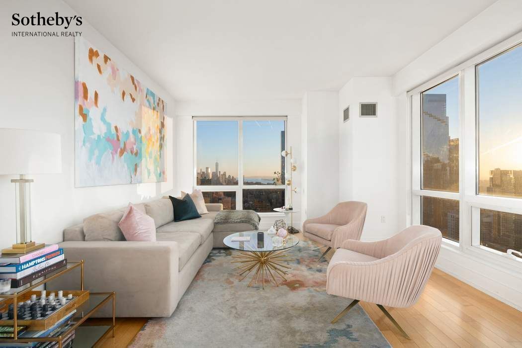 350 W 42nd Street 44H