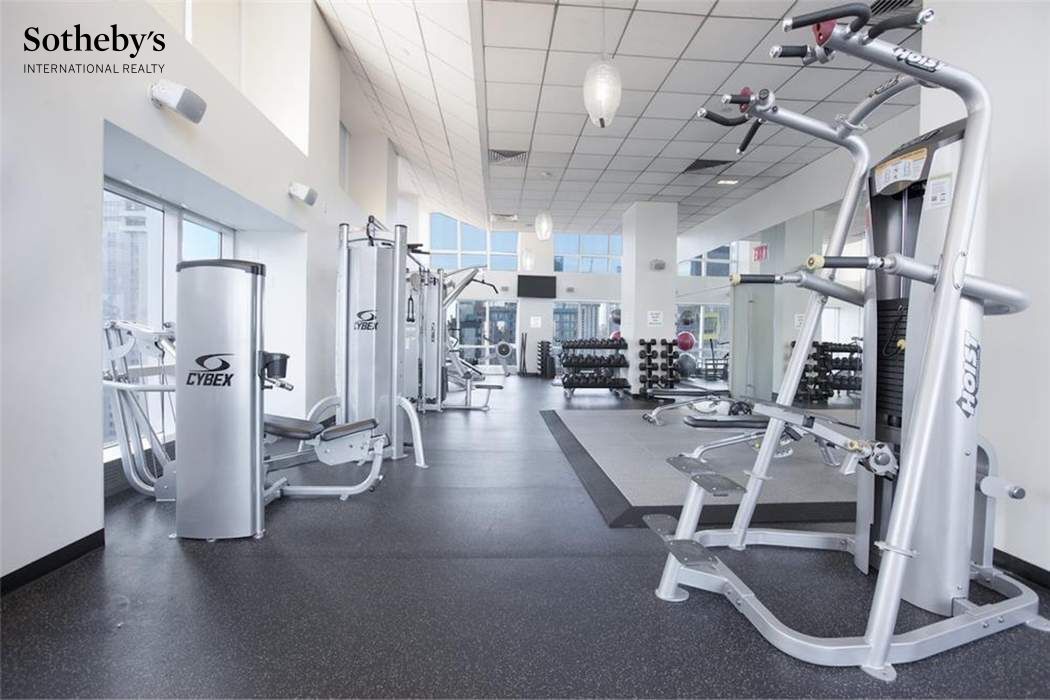 350 W 42nd Street 36B