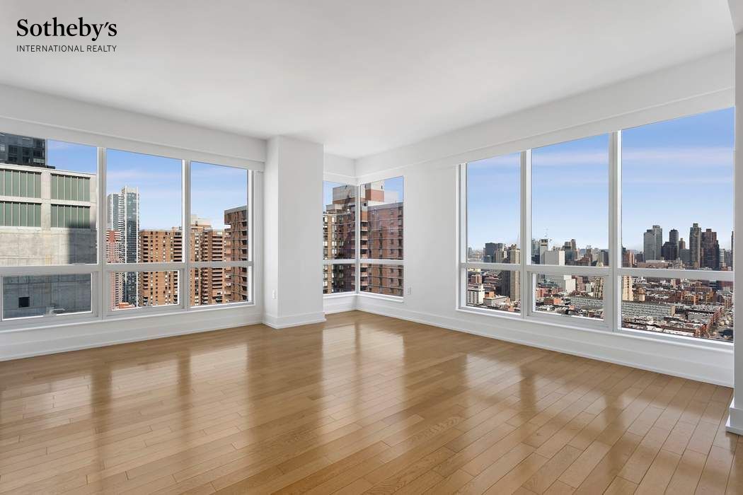 350 W 42nd Street 36B