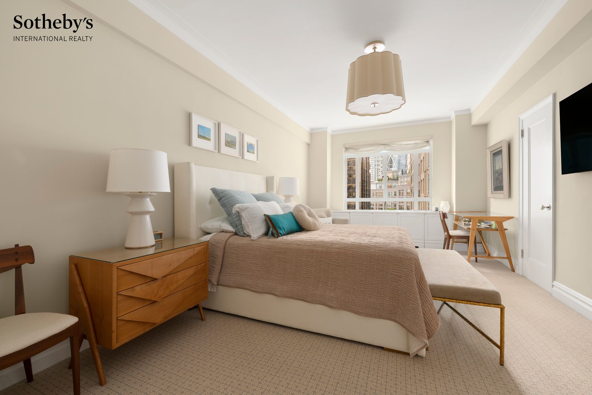 25 Central Park W 9E