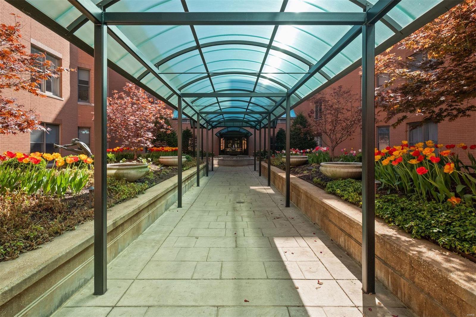 750 S Hanley Road Unit: 120