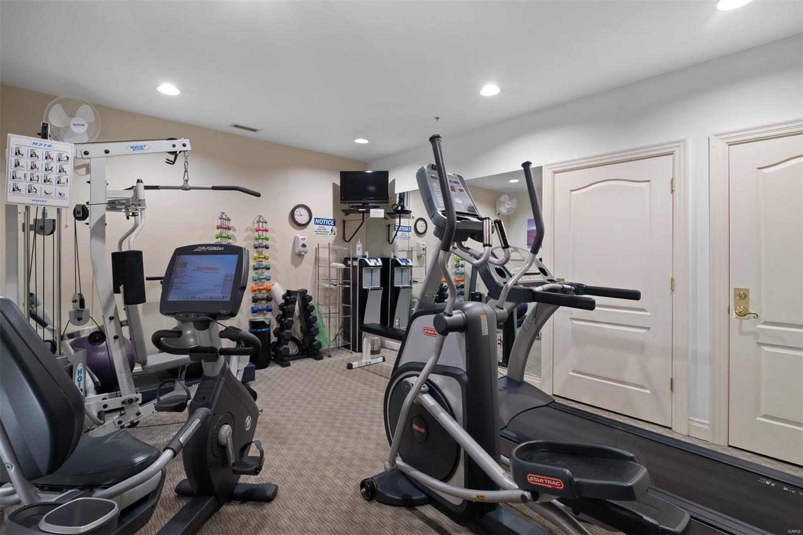 750 S Hanley Road Unit: 120