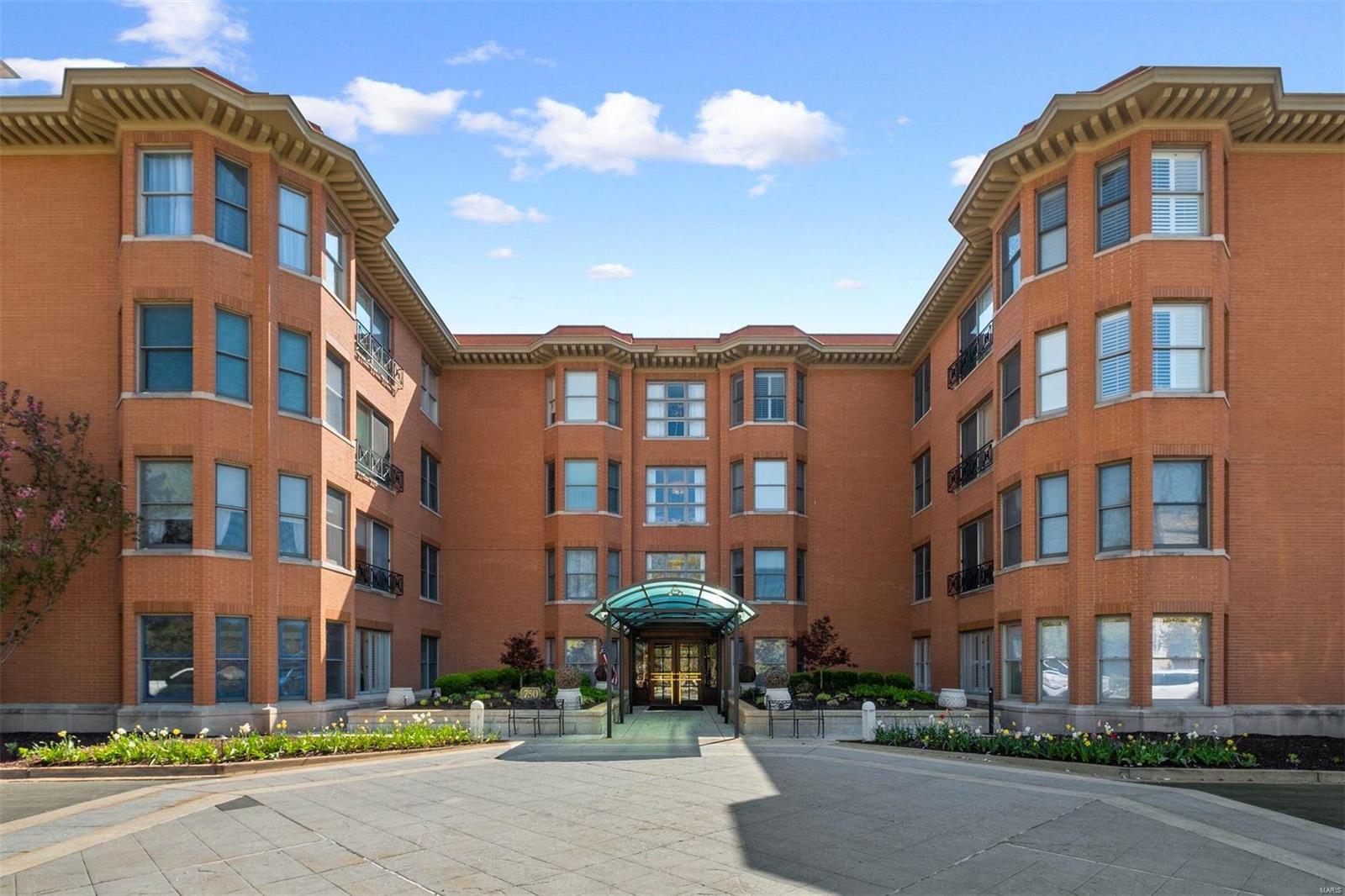 750 S Hanley Road Unit: 120