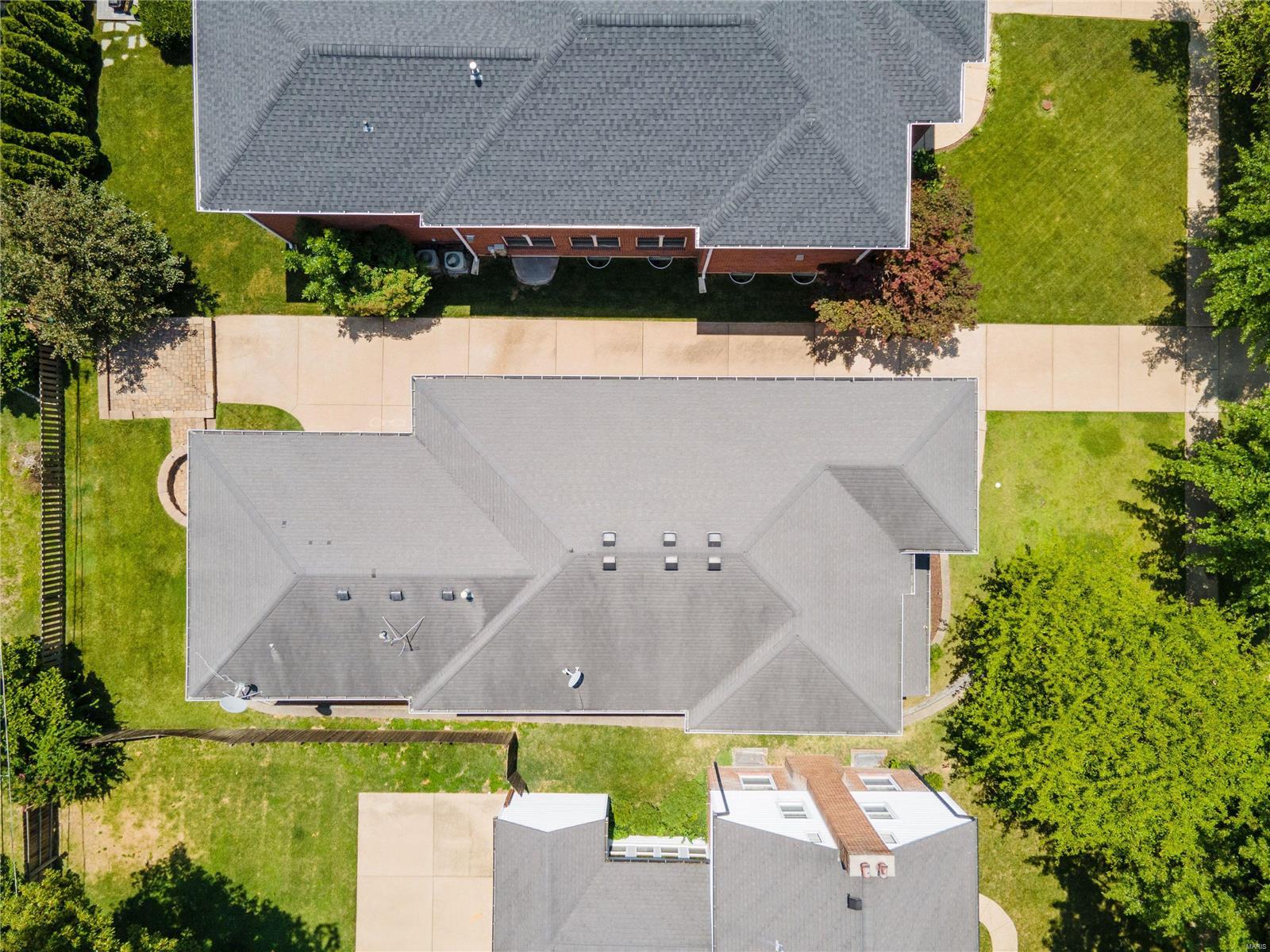 2004 Parkridge Avenue