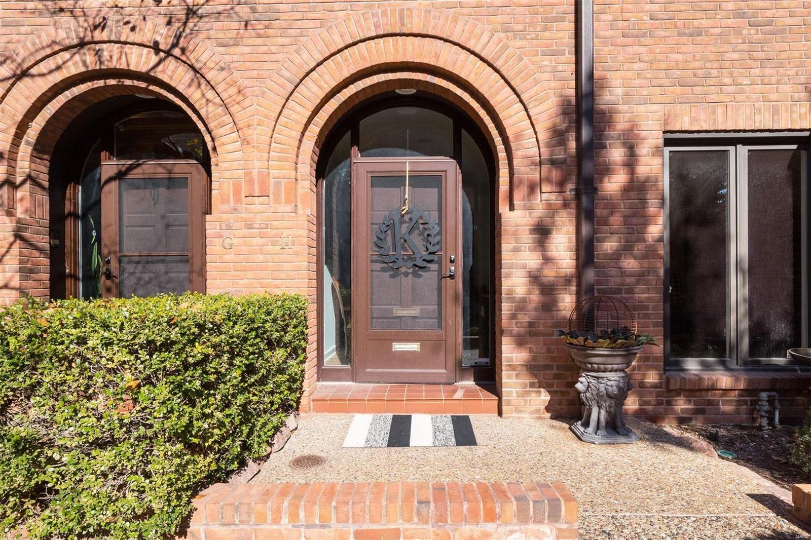 139 N Central Avenue Unit: H