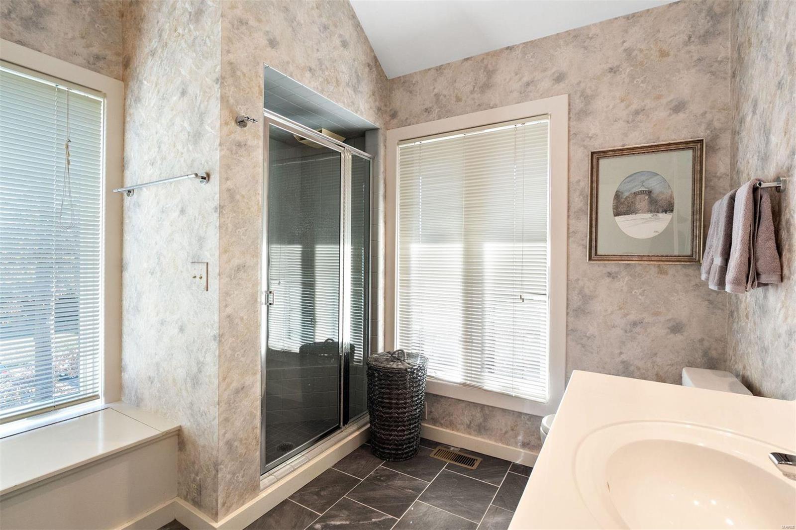 139 N Central Avenue Unit: H