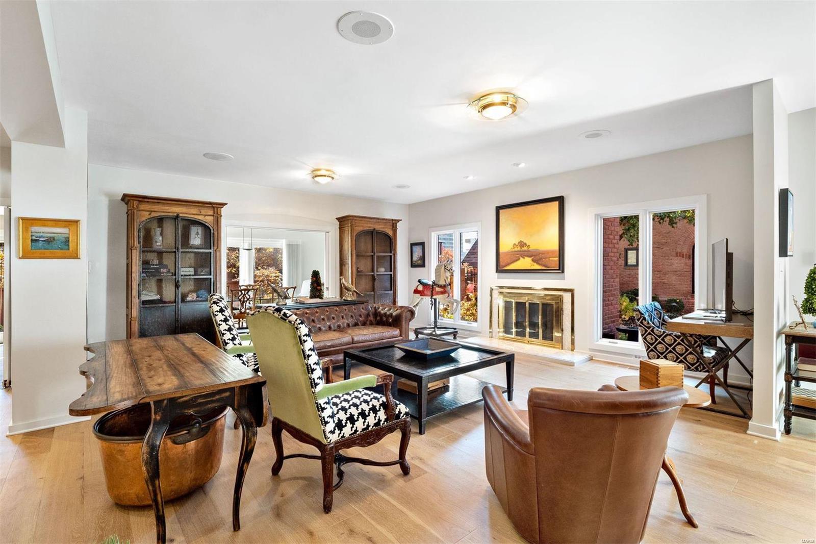 139 N Central Avenue Unit: H