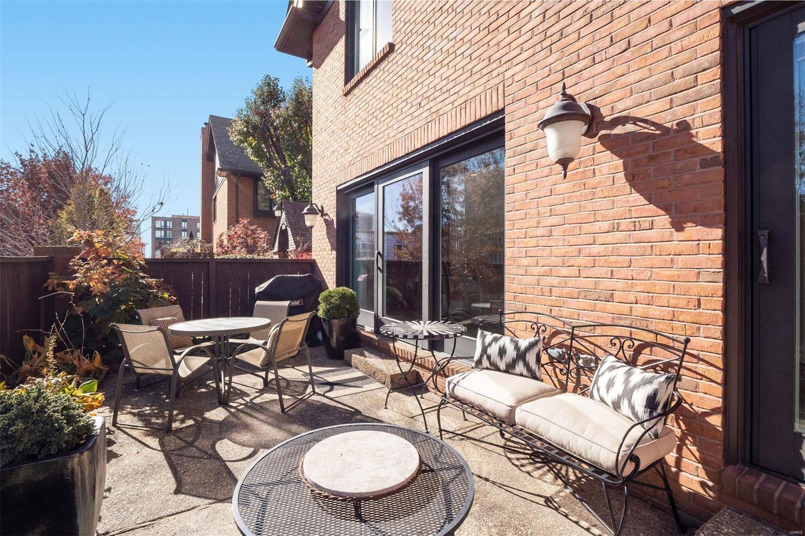 139 N Central Avenue Unit: H
