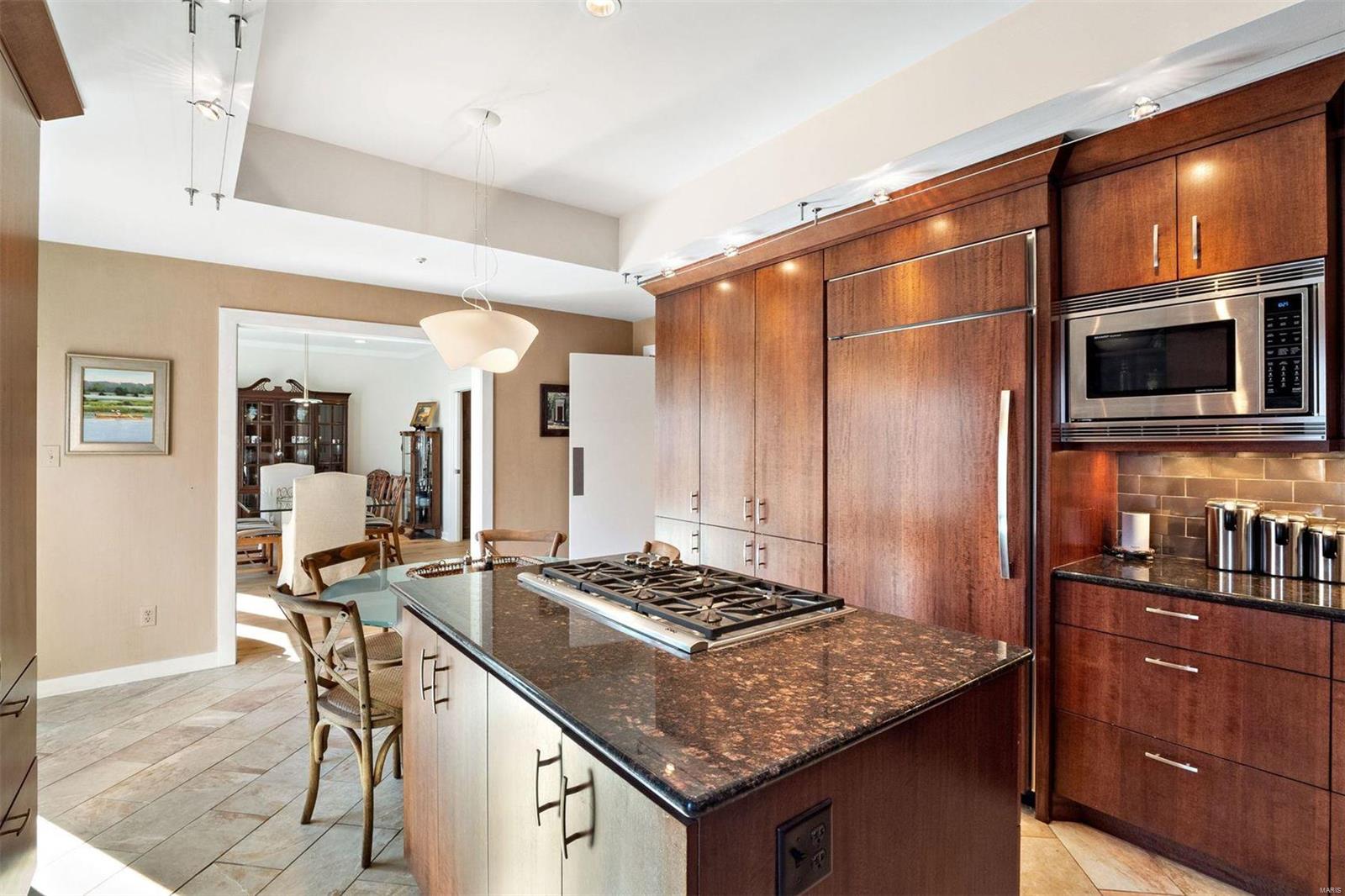 139 N Central Avenue Unit: H