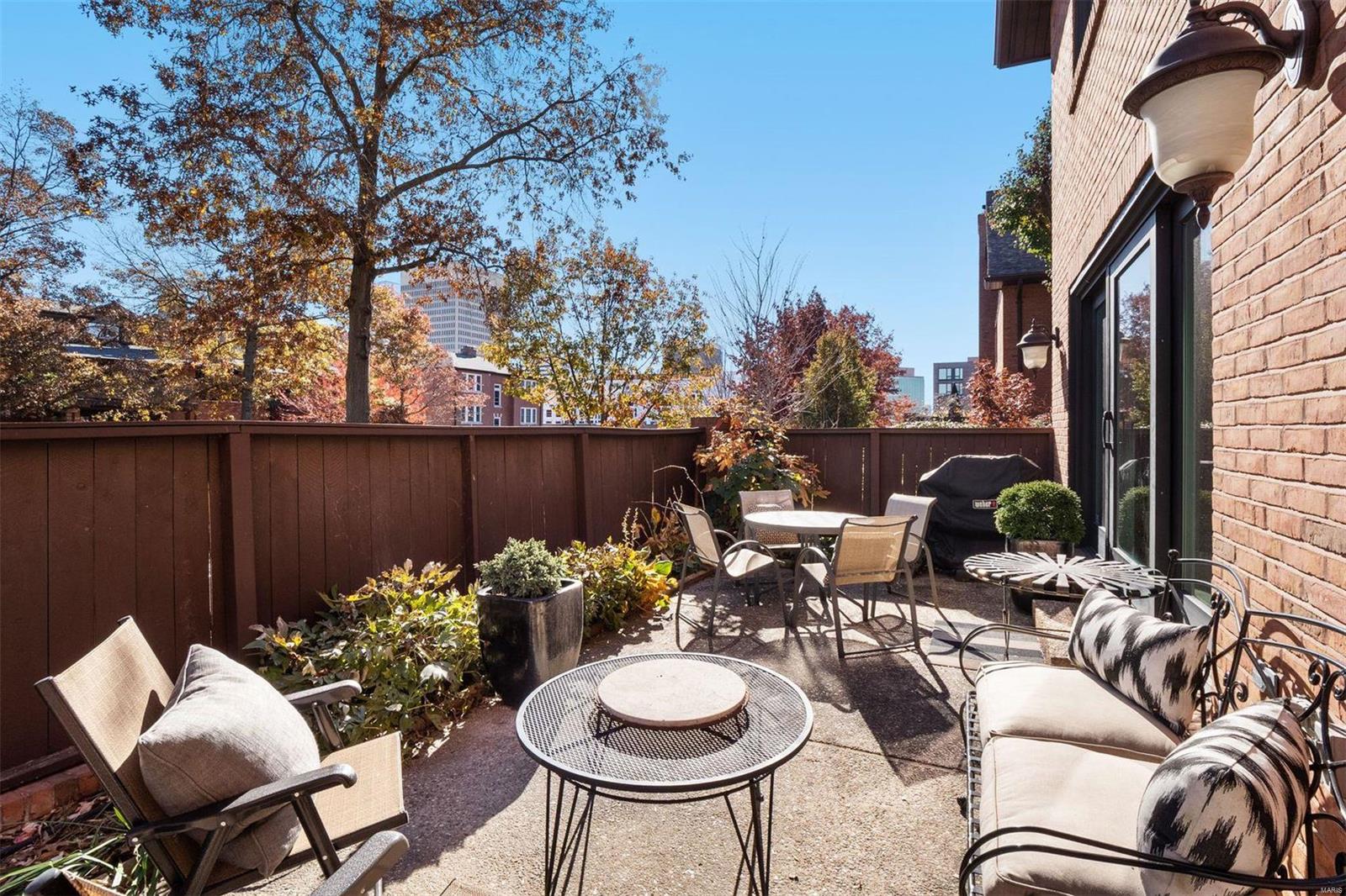 139 N Central Avenue Unit: H