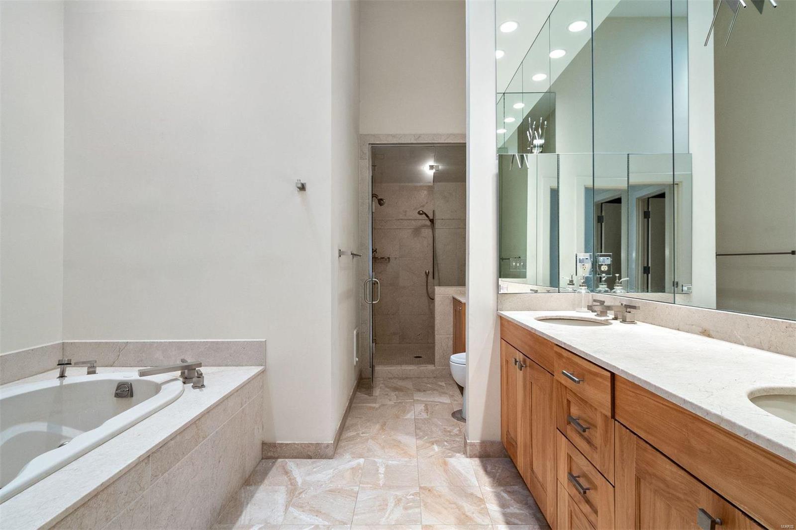 139 N Central Avenue Unit: H