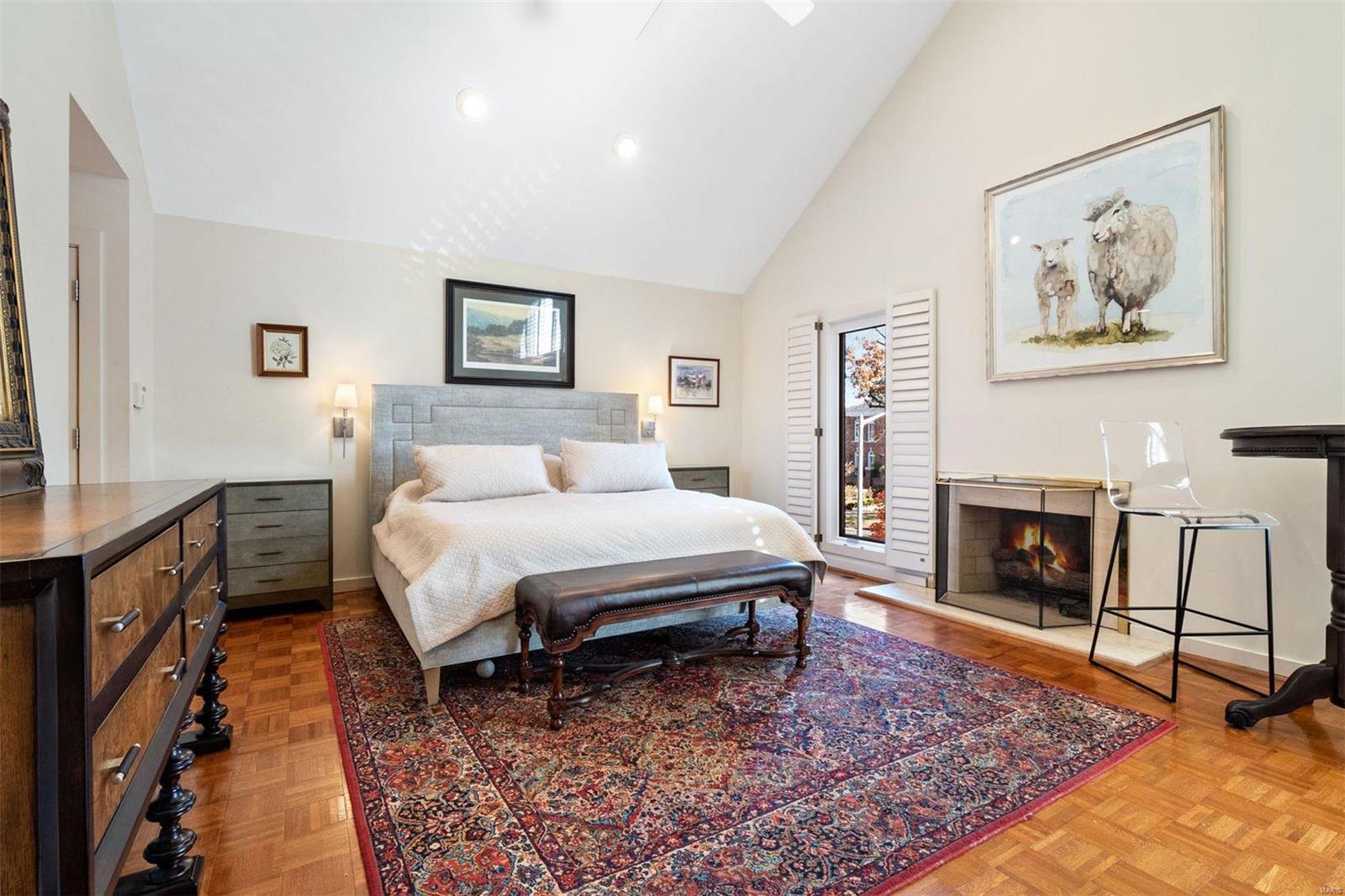 139 N Central Avenue Unit: H