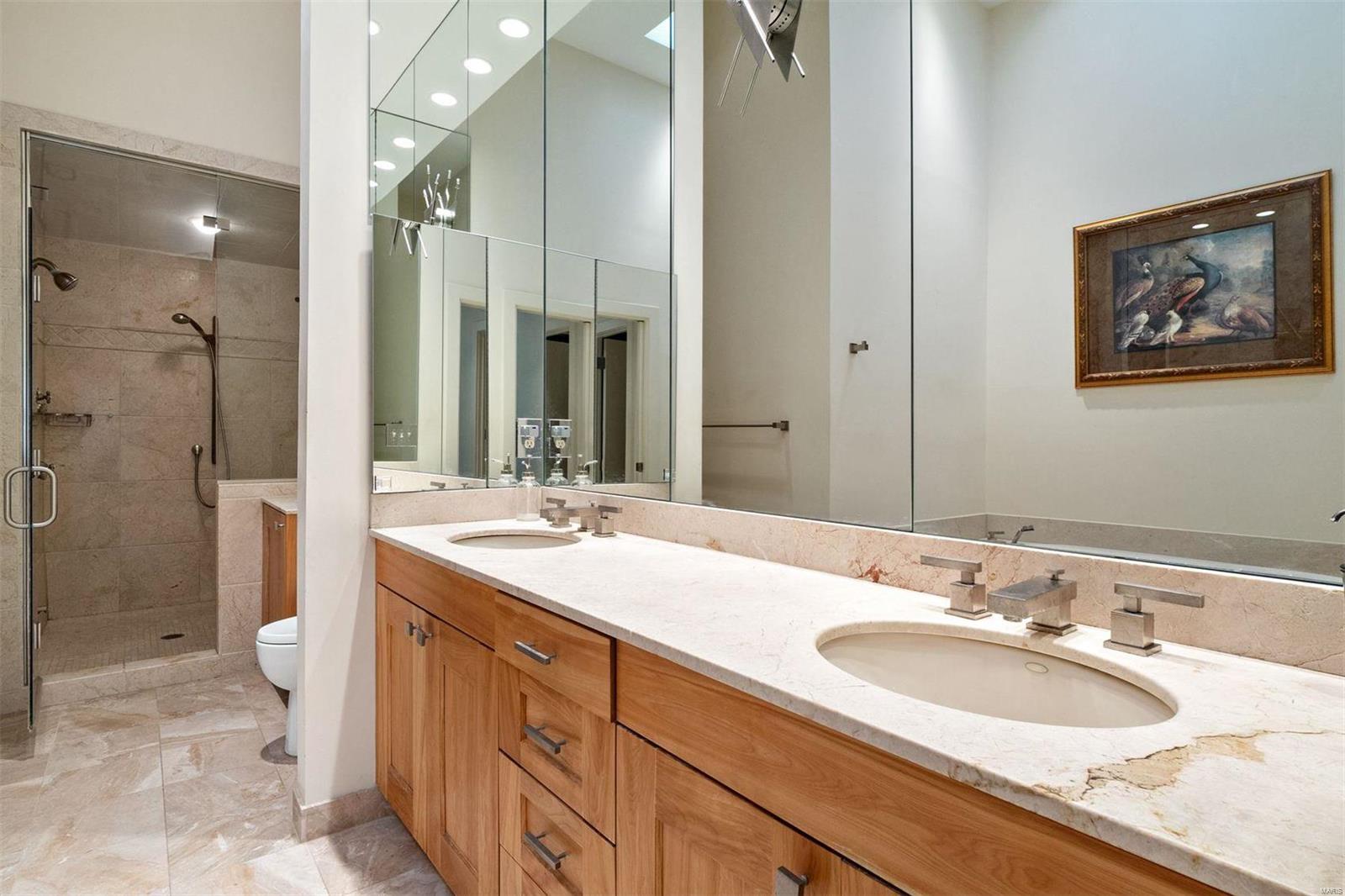 139 N Central Avenue Unit: H