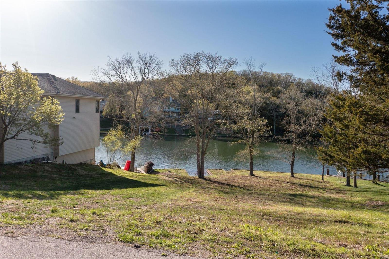 10069 Waterford Drive