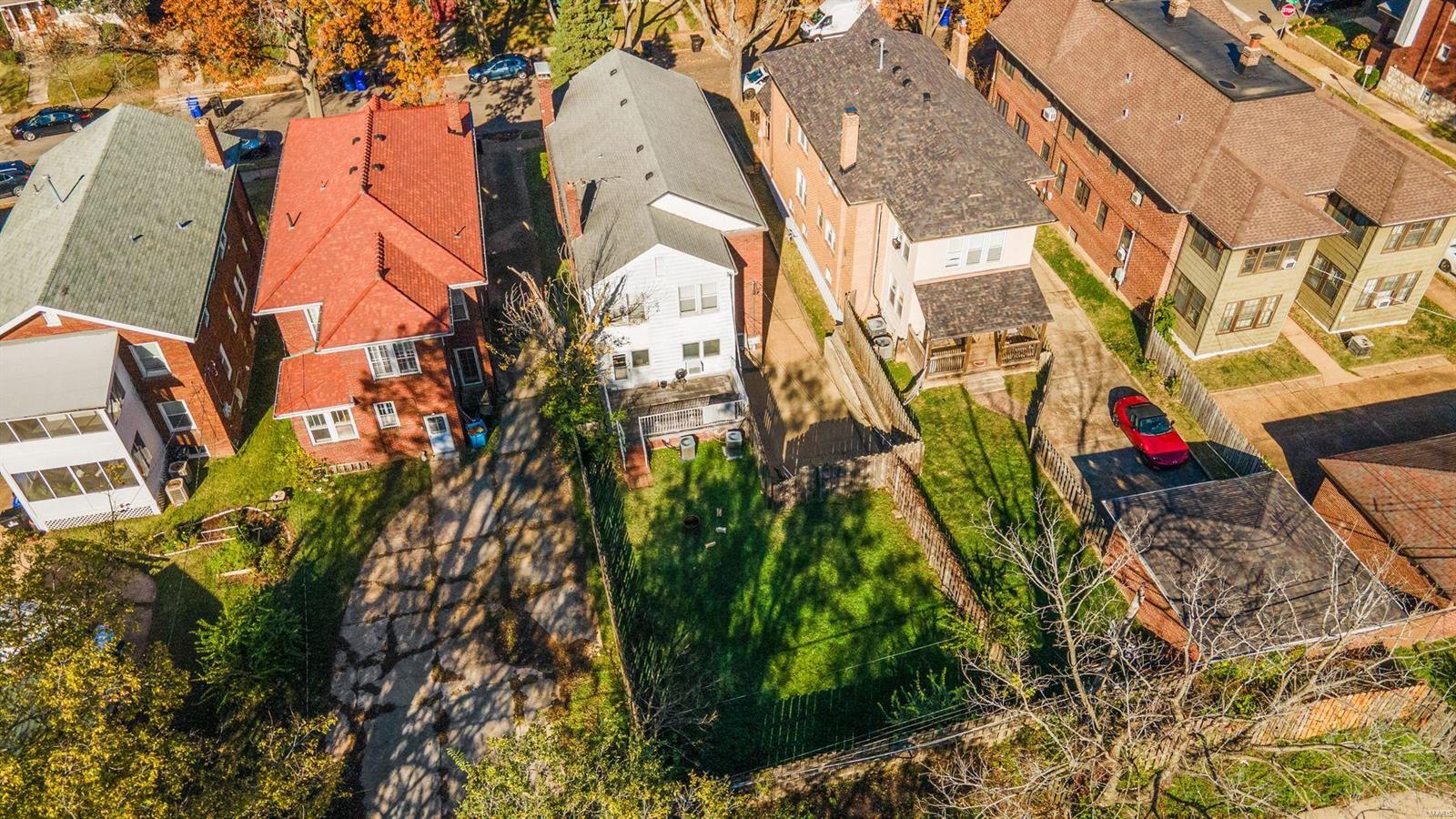 7310 Lindell Boulevard