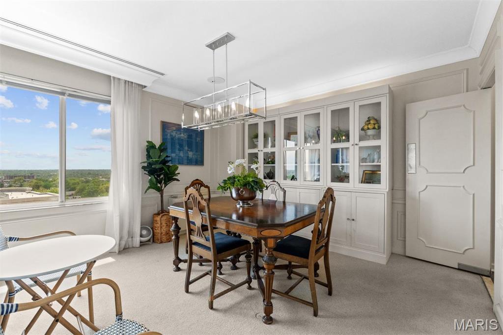 900 S Hanley Road Unit: PG