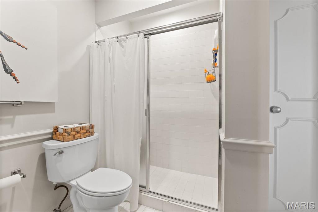 900 S Hanley Road Unit: PG