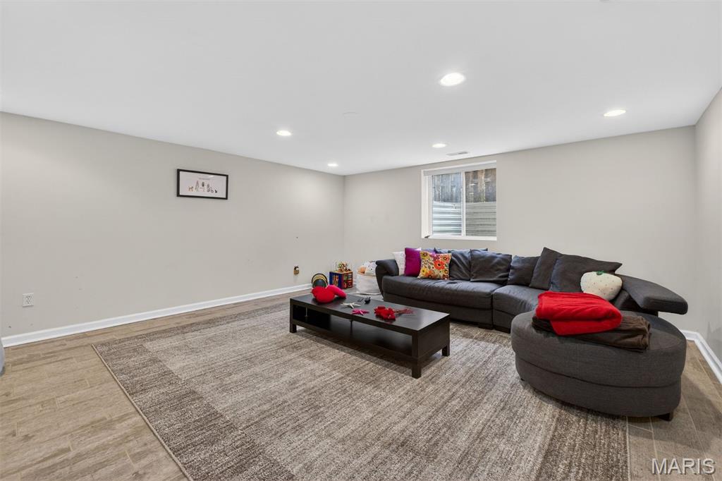 6329 San Bonita Avenue