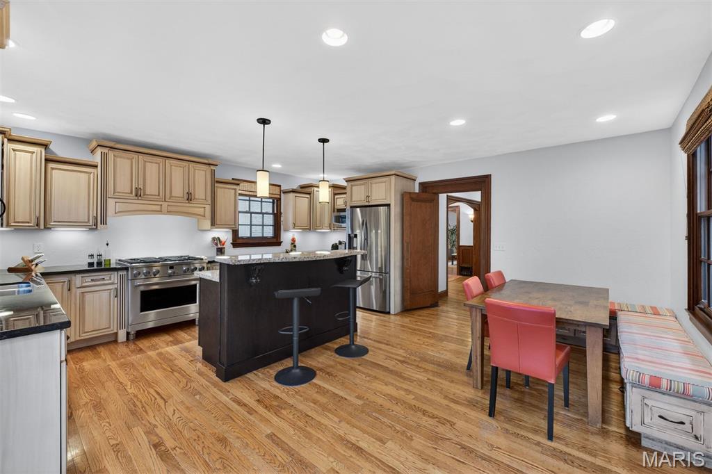 6329 San Bonita Avenue