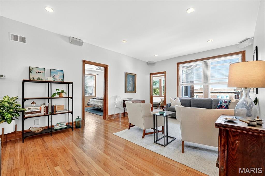 6226 Southwood Avenue Unit: 3W